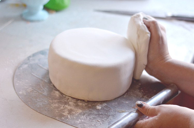Rezept für eine zweistöckige Ombré-Torte