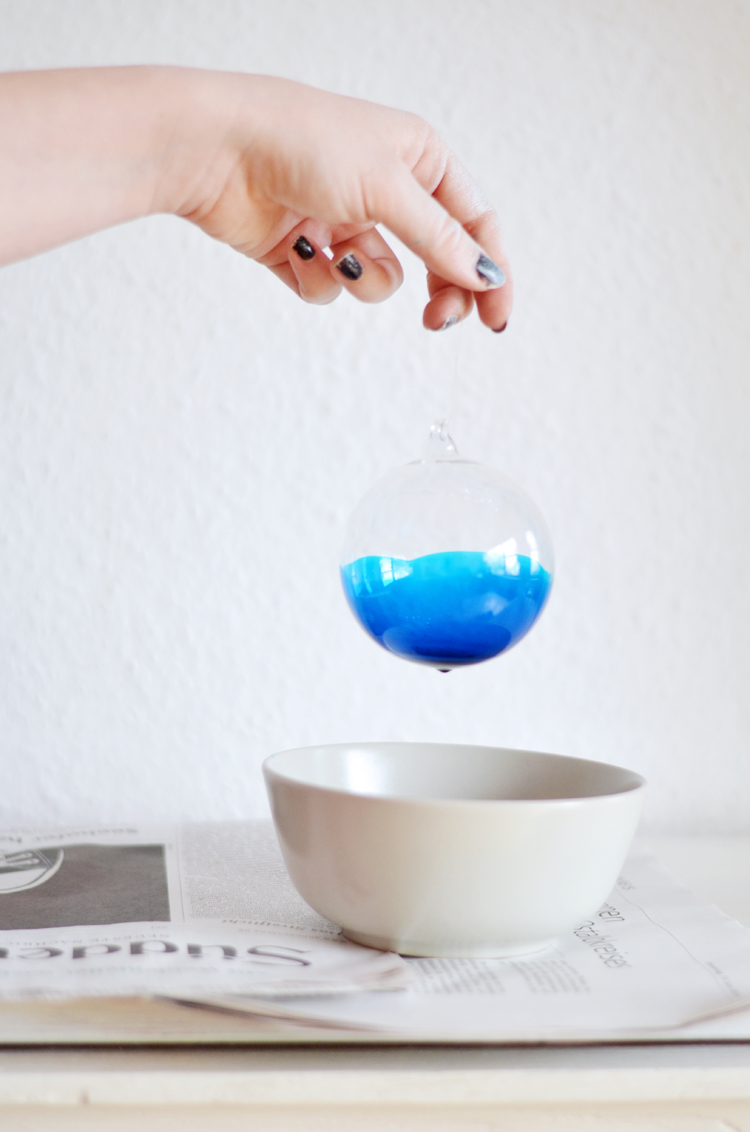 DIY: Alten Weihnachtsbaumschmuck verschönern