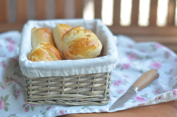 Rezept: Fluffige Brötchen selbst backen