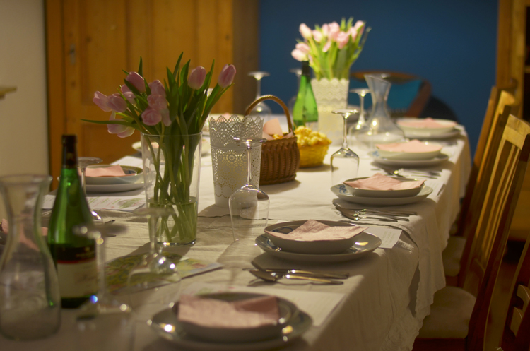 Die zweifelhafte Welt der Märchen Menü