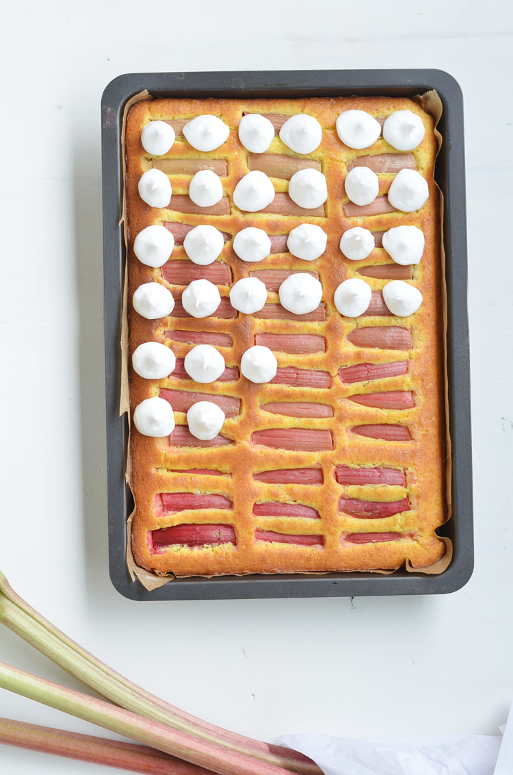 rhabarber-kuchen-vom-blech