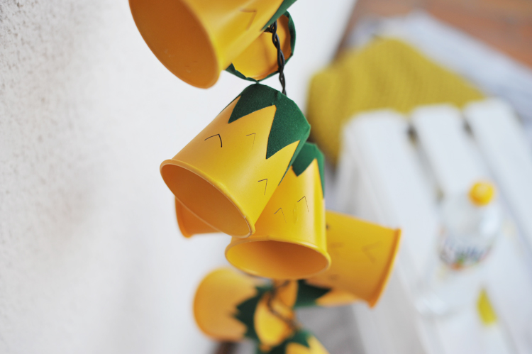 DIY-Idee für eine tropische Balkonparty