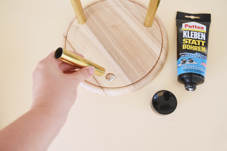 Pflanzenstaender-gold