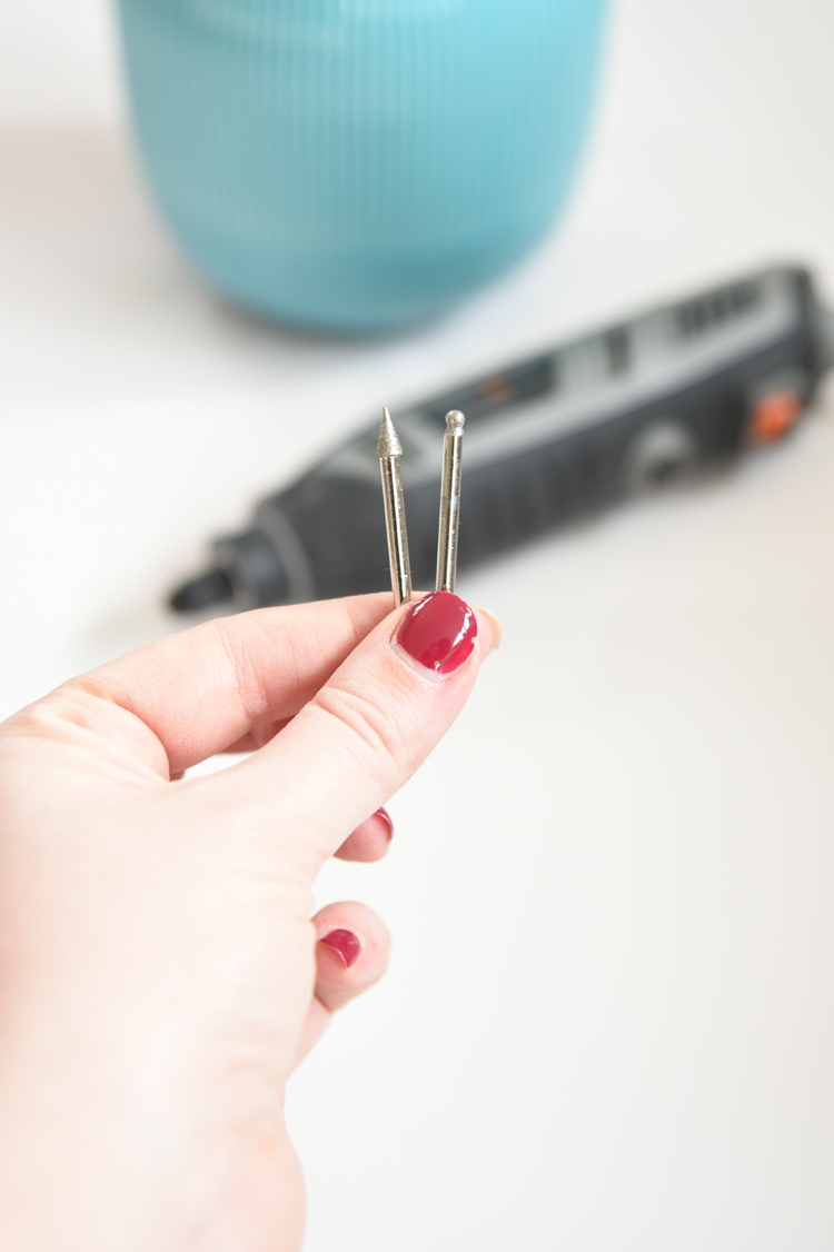 So-macht-ihr-aus-einer-alten-Vase-eine-schicke-Stehlampe-selbst